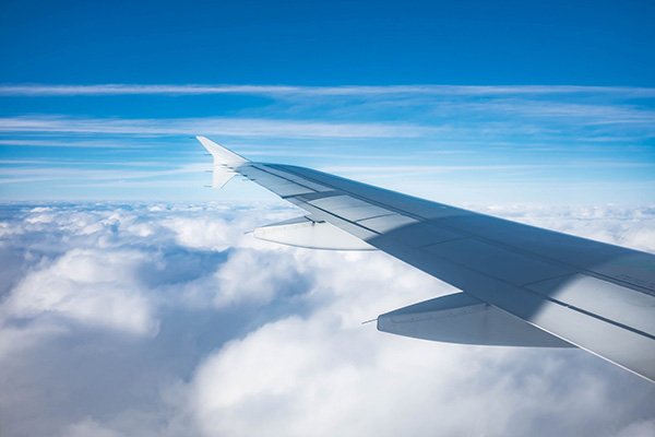 L'« ordonnance de restriction du plastique » dans le domaine de l'aviation civile a été améliorée et les biomatériaux eSUN continuent de contribuer au développement vert de l'industrie de l'aviation civile.